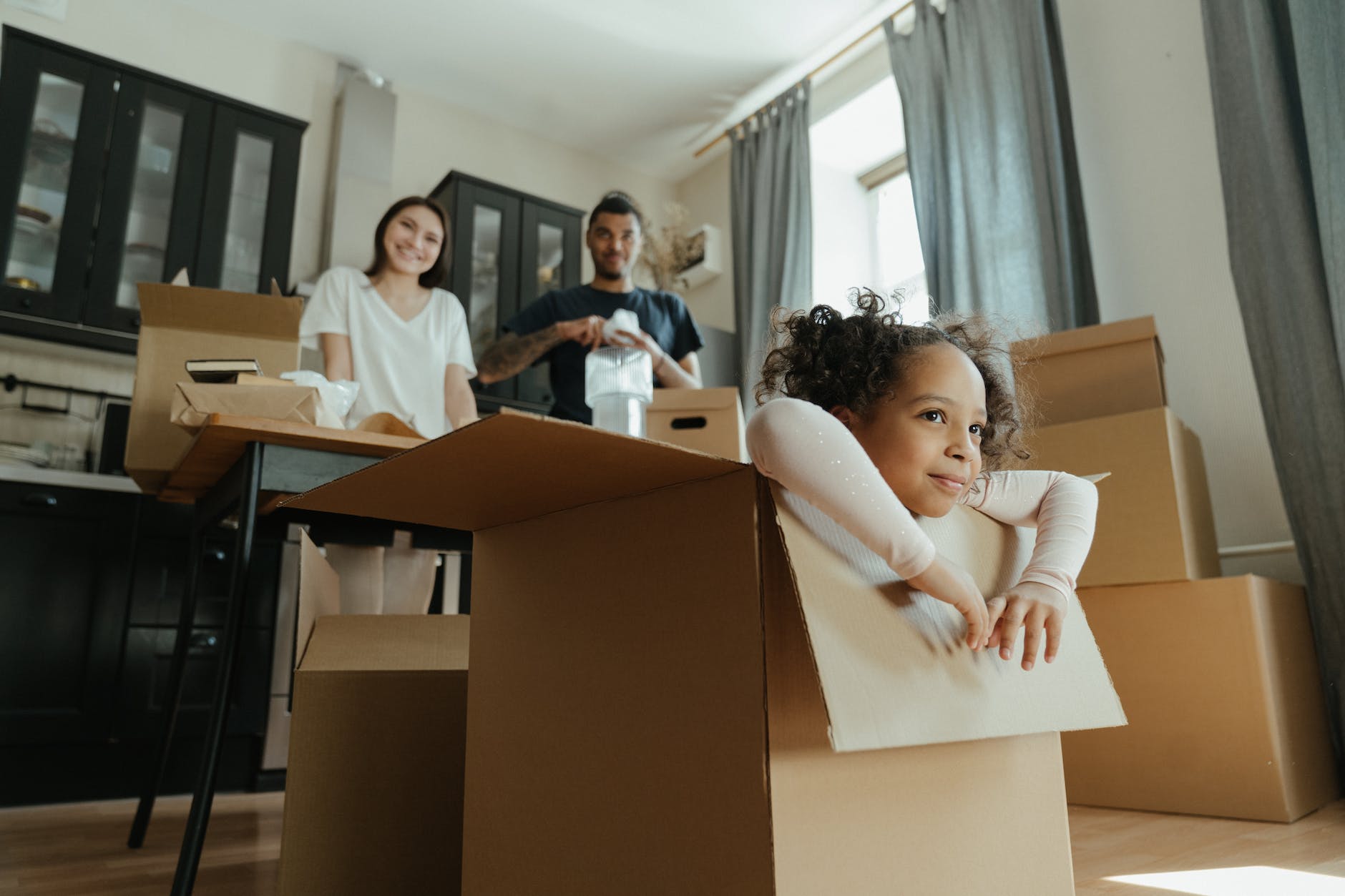 Must-Haves When Living in a Condo to Maximize Space, Comfort, and Style